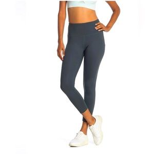 Z by Zella Capri Yoga Pants Leggings